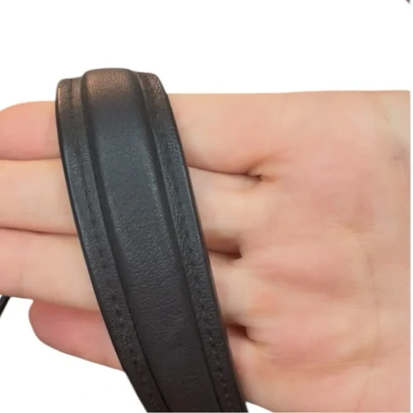 Kate Spade Black Bucket Bag with Drawstring Closure and crossbody strap - Picture 6 of 6